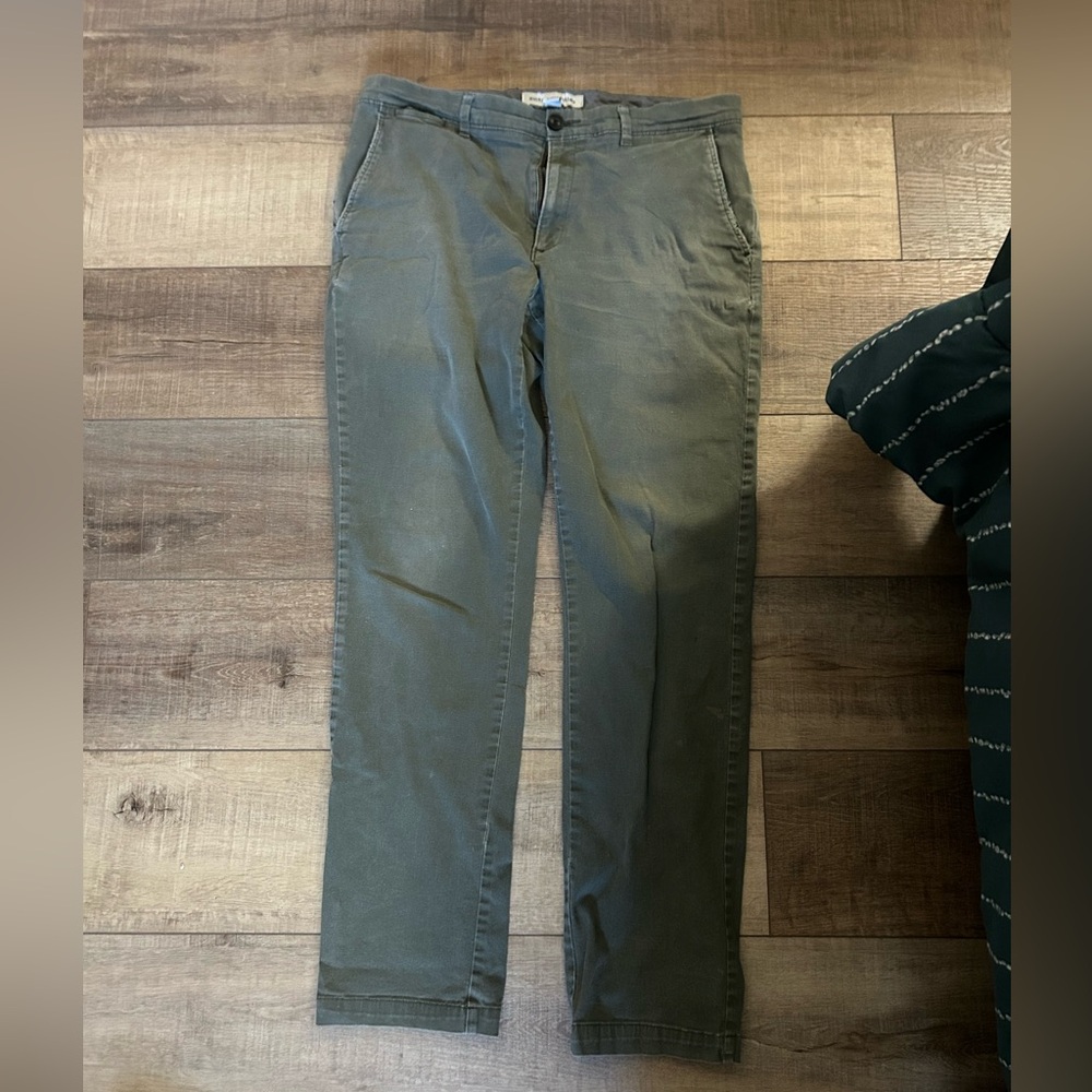 Amazon Essentials Men's Olive Pants